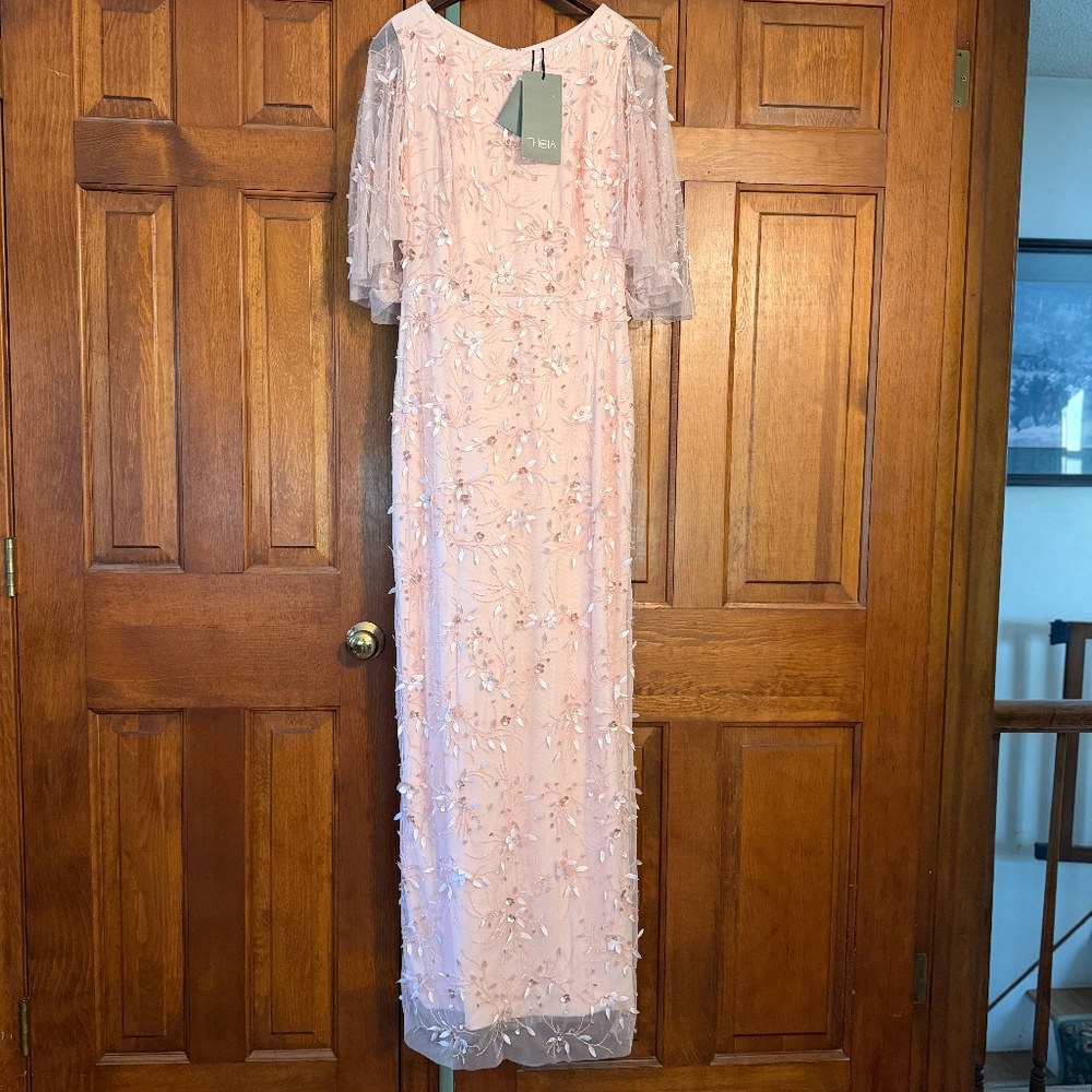 NWT Theia Romina Beaded Column Gown in Powder Blush size 10 - Picture 4 of 15